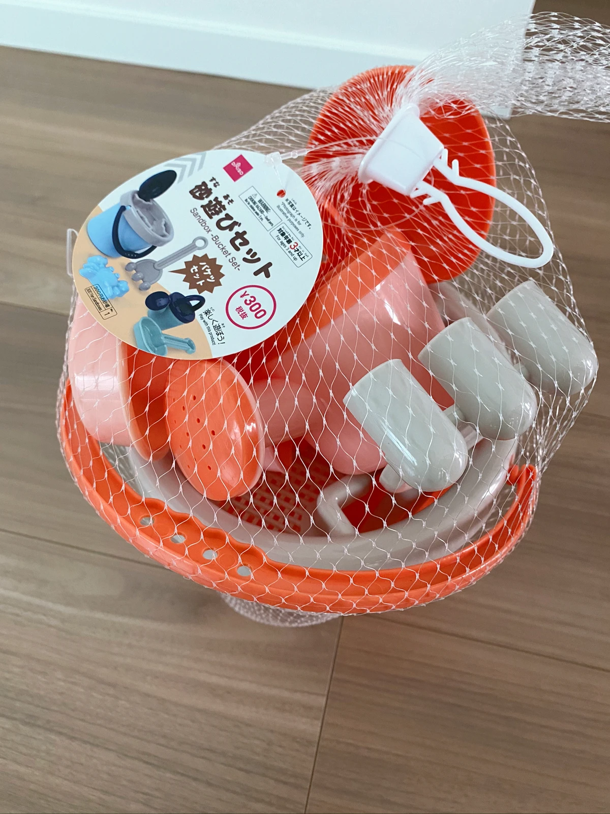 ダイソーとスリーコインズで夏遊びグッズを購入 ムーンmoon Ismartが投稿したフォトブック Lemon8