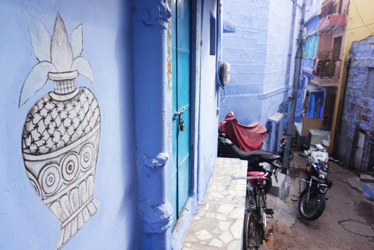 映えるジョードプルの街 インドの青い街はワンピースのアラバスタ編の舞台 Deeptravelが投稿した記事 Lemon8