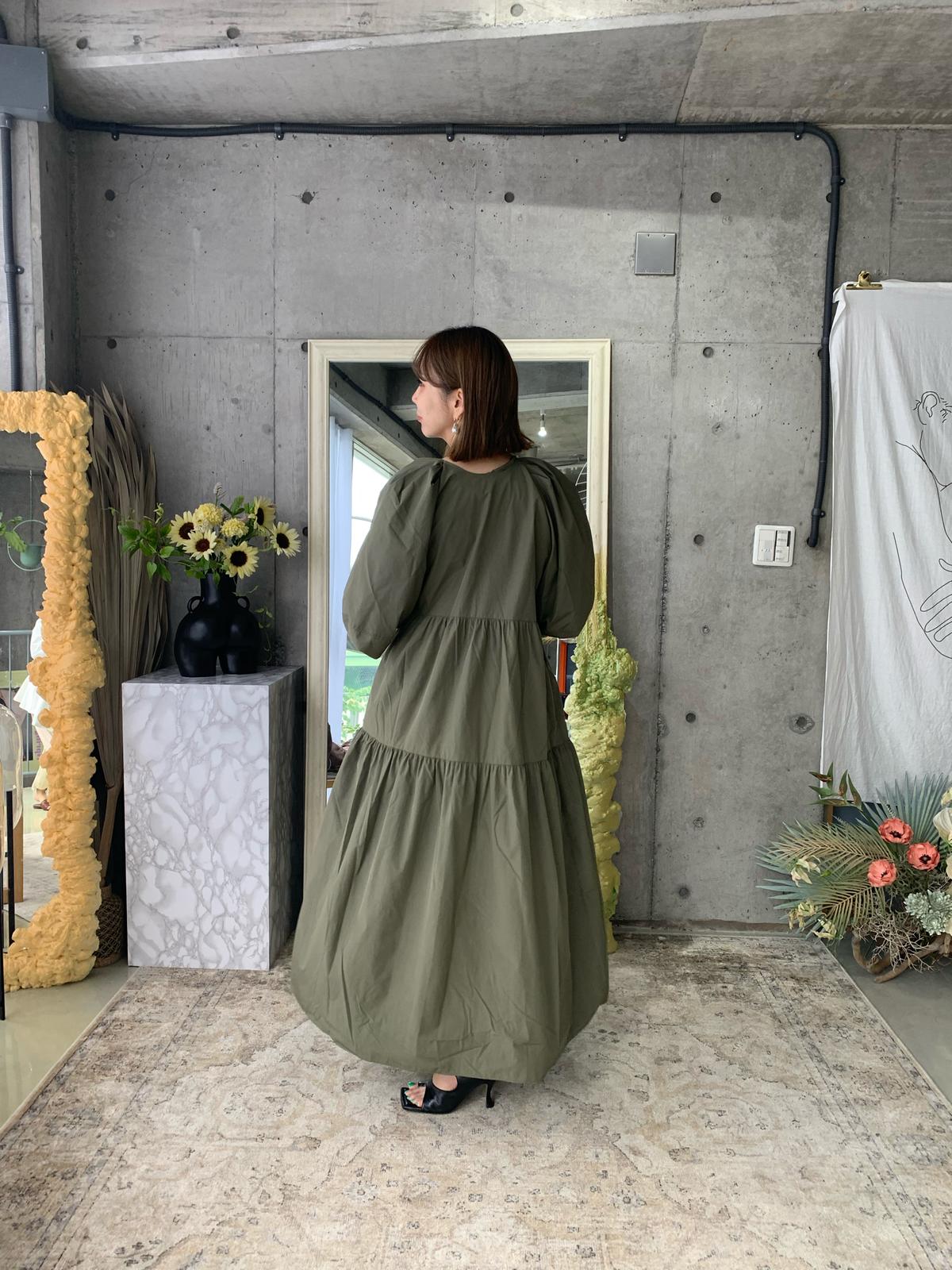 アースカラー 買うならもう秋まで着れるワンピース Maki4512が投稿したフォトブック Lemon8