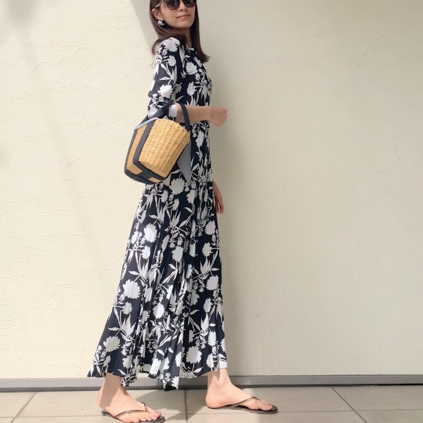 Zaraのボタニカル柄ワンピース 3sahoが投稿したフォトブック Lemon8