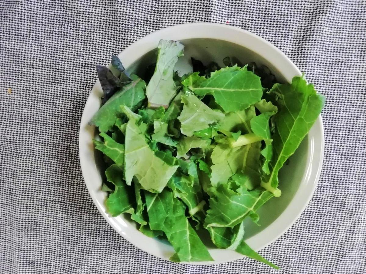 妊娠中の献立を紹介 葉酸たっぷりのケールとヘルシーな鶏そぼろを使ったしっかりごはん ひのきが投稿した記事 Sharee