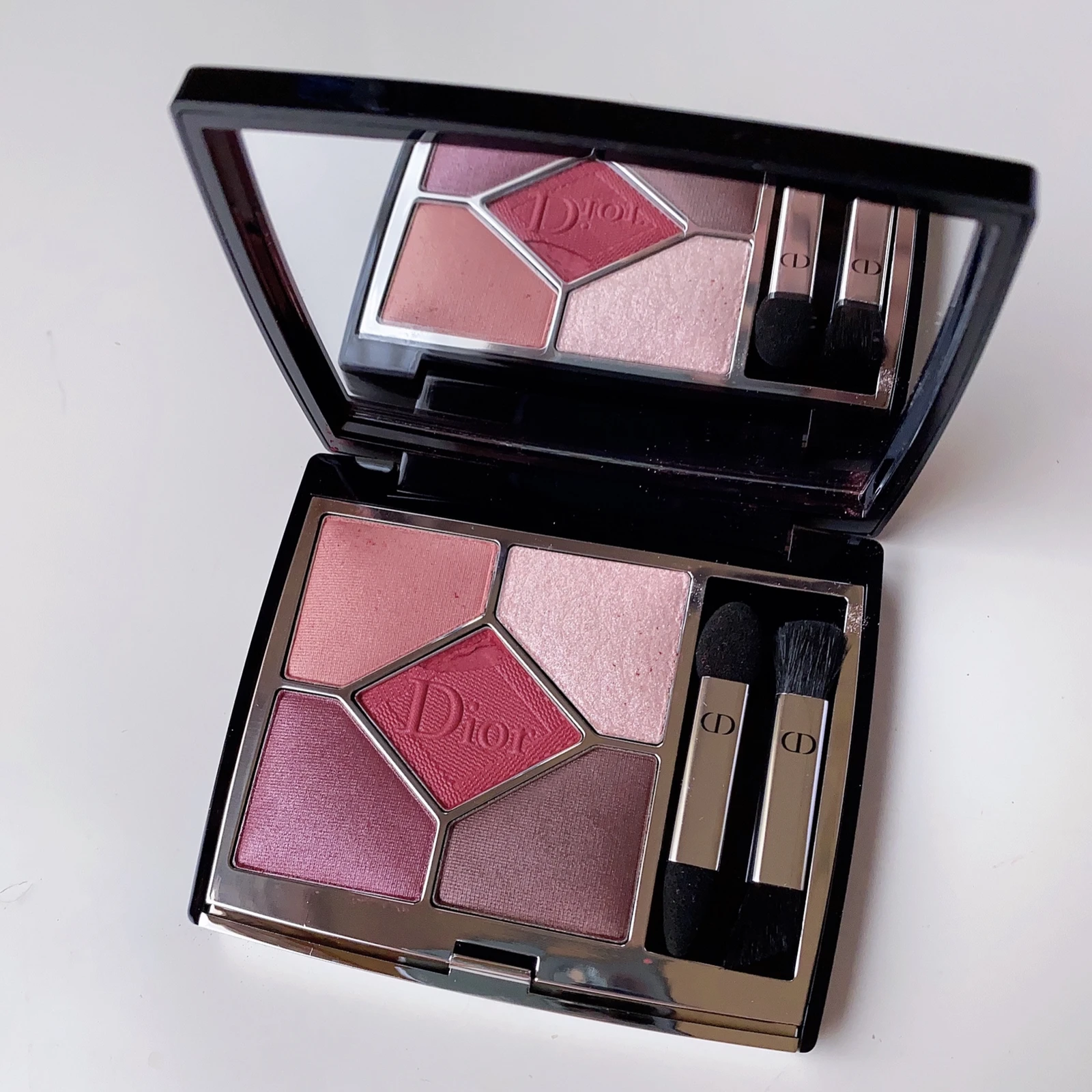 Dior ルージュトラファルガーで赤みメイク Rio Cosmeが投稿したフォトブック Lemon8 Dior ルージュトラファルガーで赤みメイク Rio Cosmeが投稿したフォトブック Lemon8