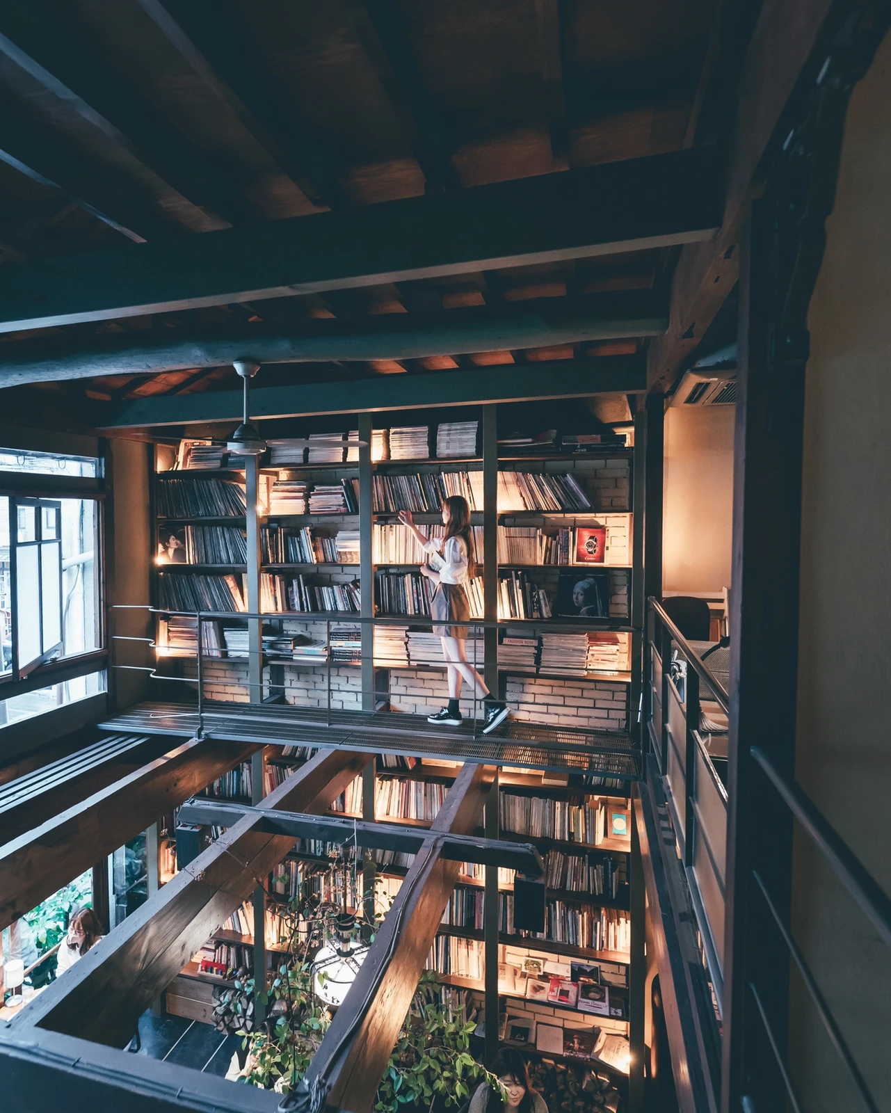 京都にある図書館のような おしゃれカフェ Kouyou Jpが投稿したフォトブック Lemon8