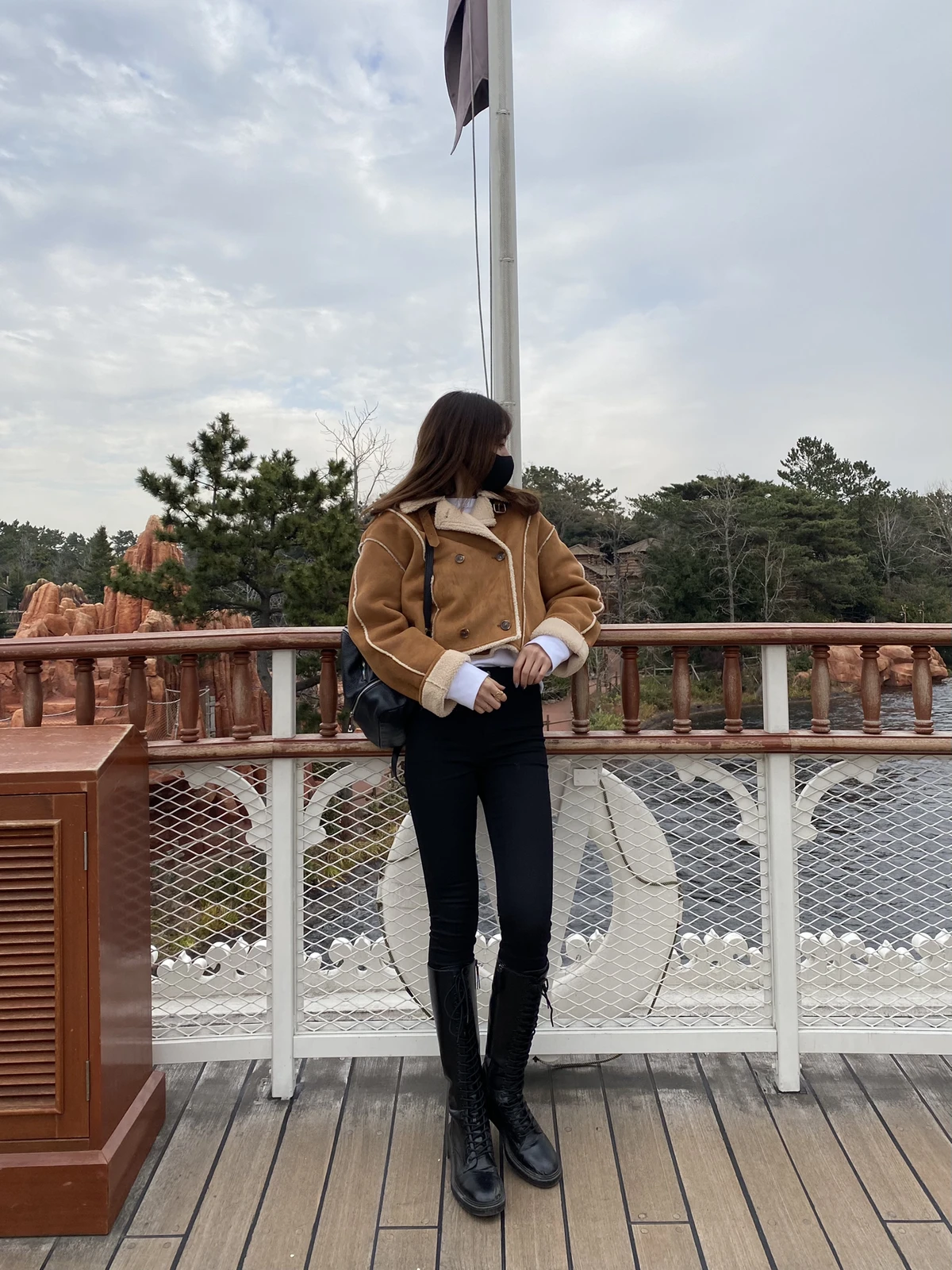 ムートンジャケットコーデ Ayastyleeが投稿したフォトブック Lemon8