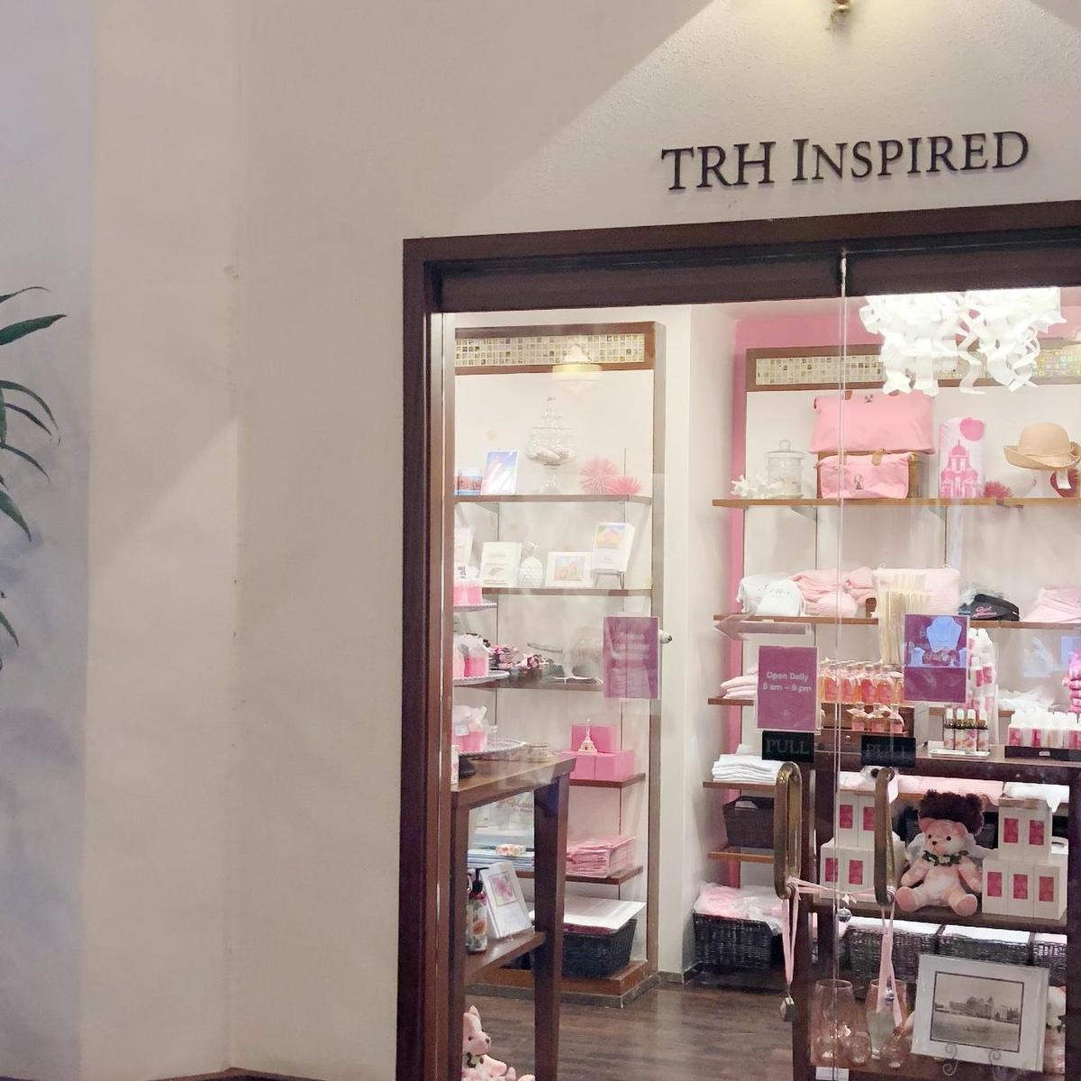 ハワイ旅行 ホノルルの憧れ老舗ホテル ピンク パレス 美しすぎるロイヤルハワイアンへ行ってみた トモが投稿した記事 Lemon8