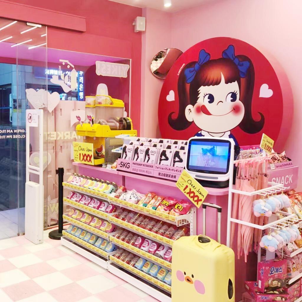 韓国ソウル 明洞でインスタ映え かわいいインテリアで話題の2大ピンクスポットへ行ってみた トモが投稿した記事 Lemon8