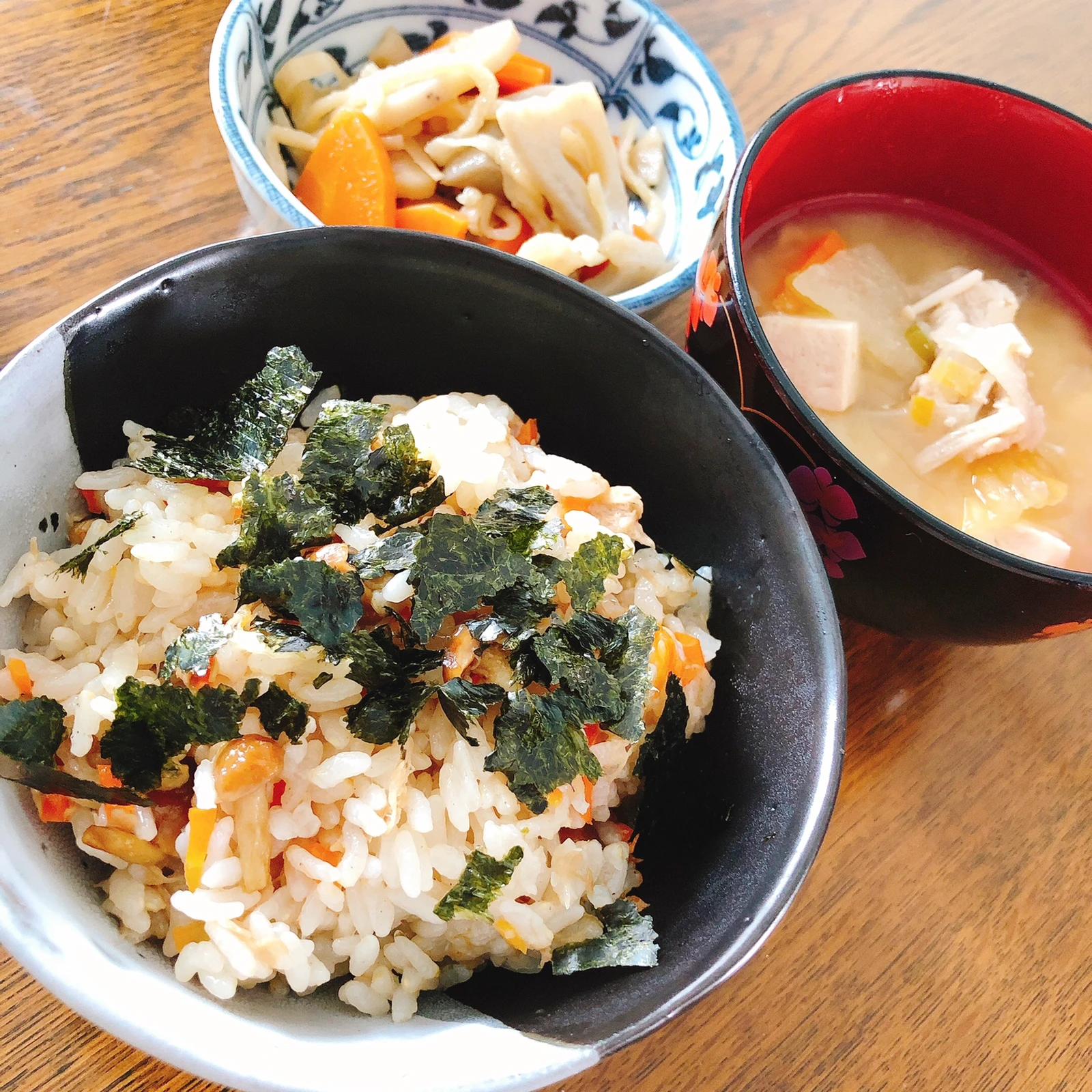 簡単レシピ なめことシーチキンの炊き込みご飯 Enjoy料理研究家 あやが投稿したフォトブック Lemon8