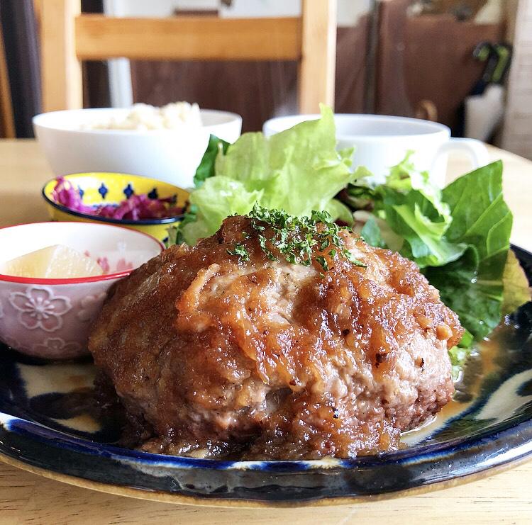 二条城近くの肉と野菜のカフェランチ グッチジャパンが投稿したフォトブック Sharee