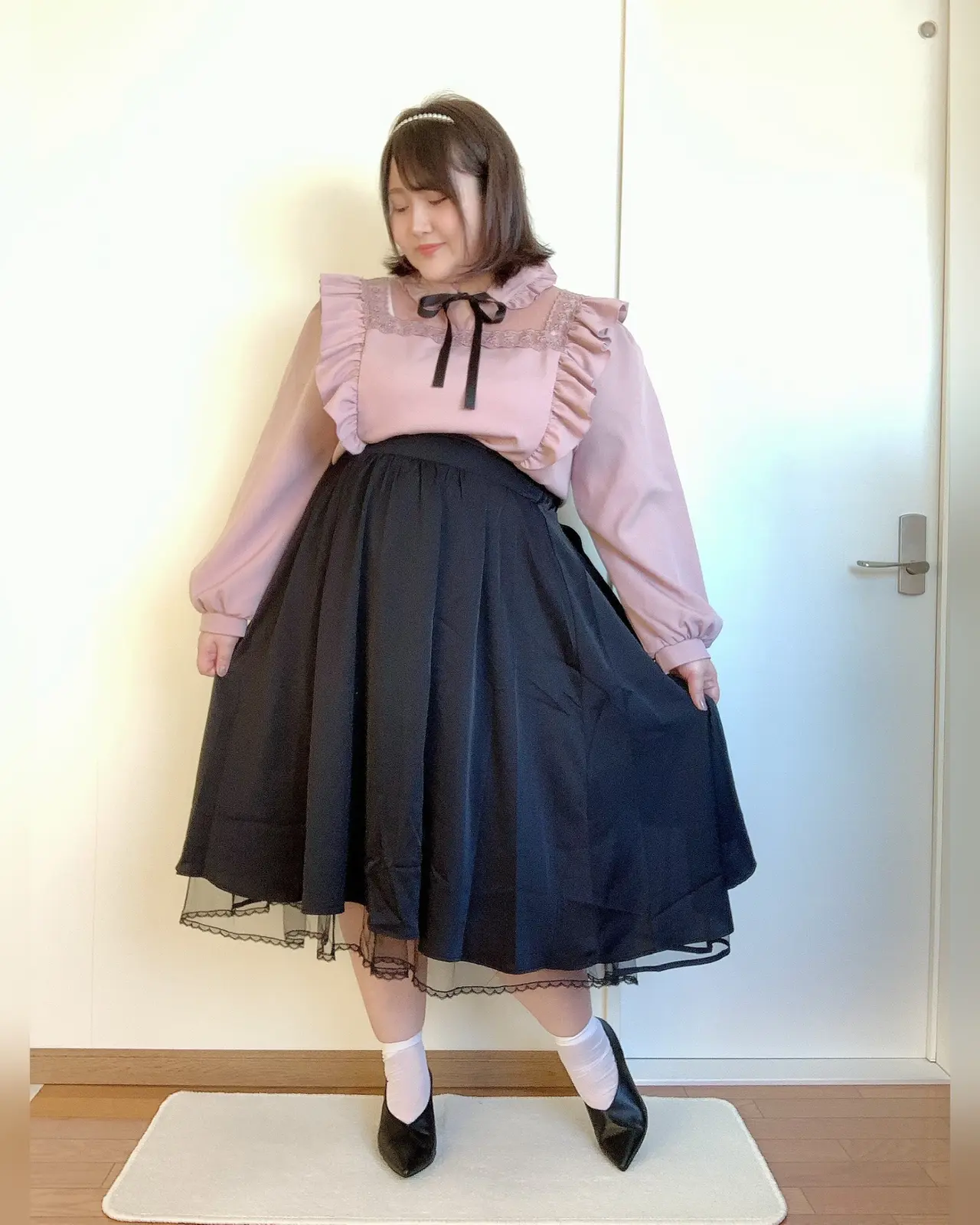 Lemon8 Story くすみピンク コーデ 40代 Lemon8 Story くすみピンク コーデ 40代