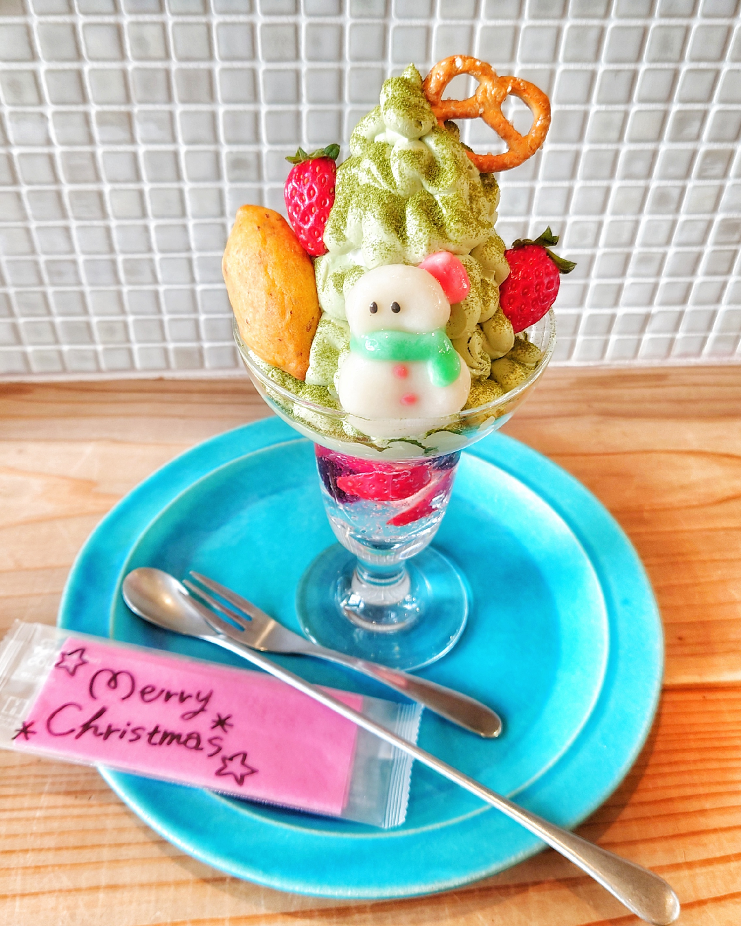 可愛い雪だるま クリスマスパフェが登場 Nomukkoが投稿したフォトブック Lemon8
