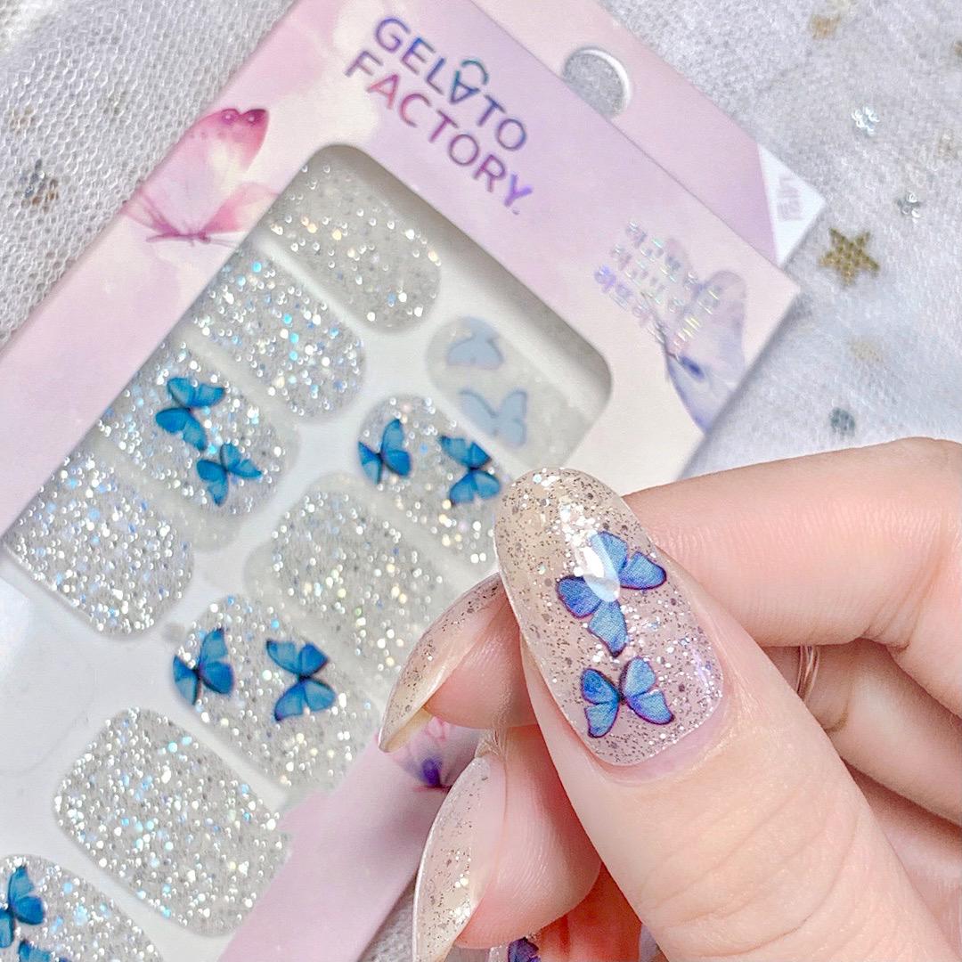 ネイルシールで簡単に 流行りの蝶々ネイル Aiainail が投稿したフォトブック Sharee