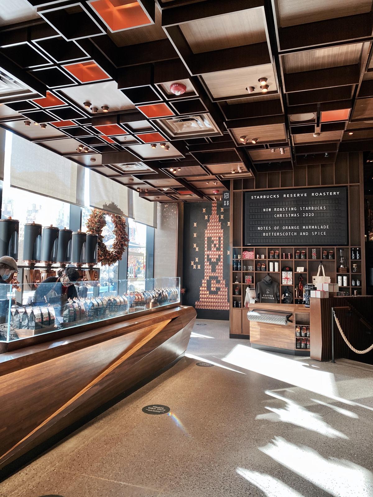 ニューヨークで立ち寄りたい おしゃれスタバ 川越コウが投稿したフォトブック Lemon8