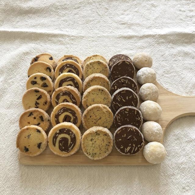 アイスボックスクッキーに関する最新投稿と人気の投稿 Sharee