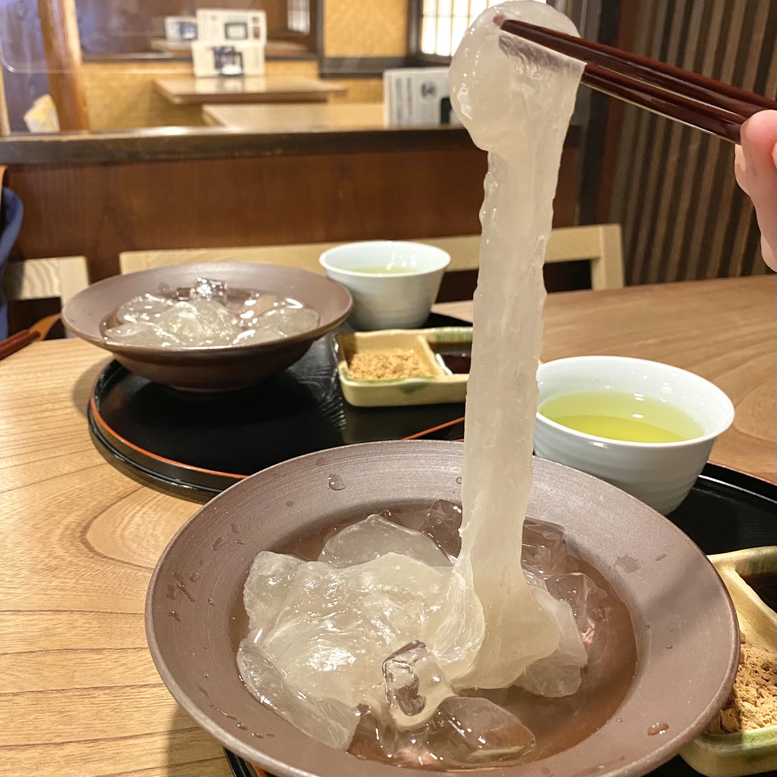 びよーんと伸びる絶品もちぷるわらび餅 Saaa 1030が投稿したフォトブック Lemon8