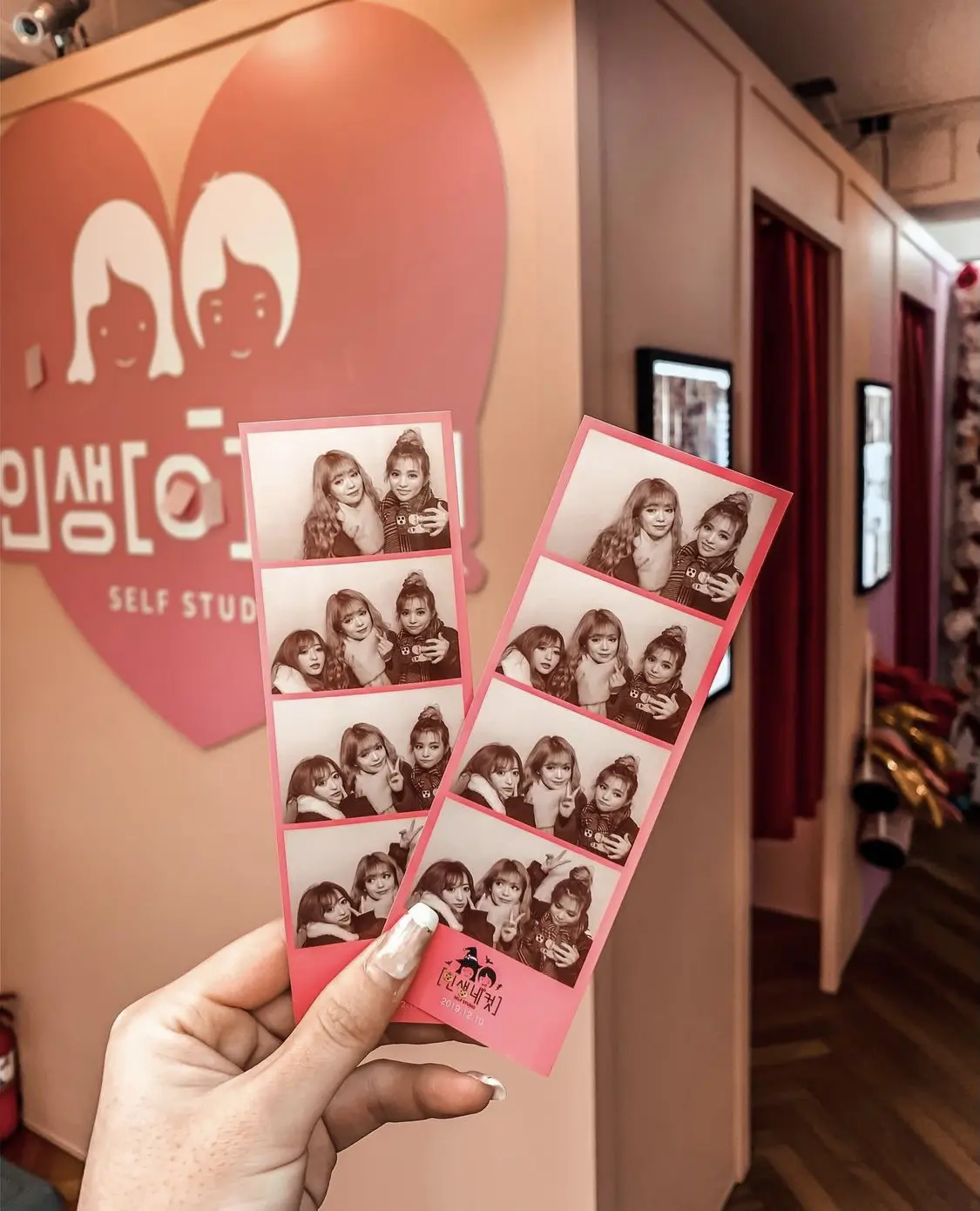 韓国 ピンクで可愛い韓国のプリクラ 旅の思い出にぴったり Onumaaanが投稿したフォトブック Lemon8 韓国 ピンクで可愛い韓国のプリクラ 旅の思い出にぴったり Onumaaanが投稿したフォトブック Lemon8