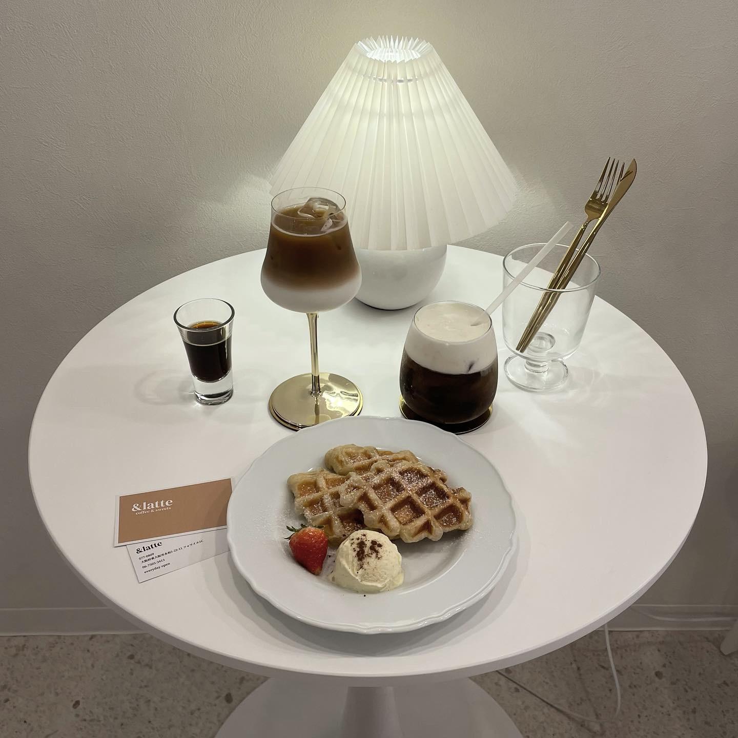 東大阪に新しくできた韓国カフェ 白っぽい内装も素敵 Cotori333が投稿したフォトブック Lemon8