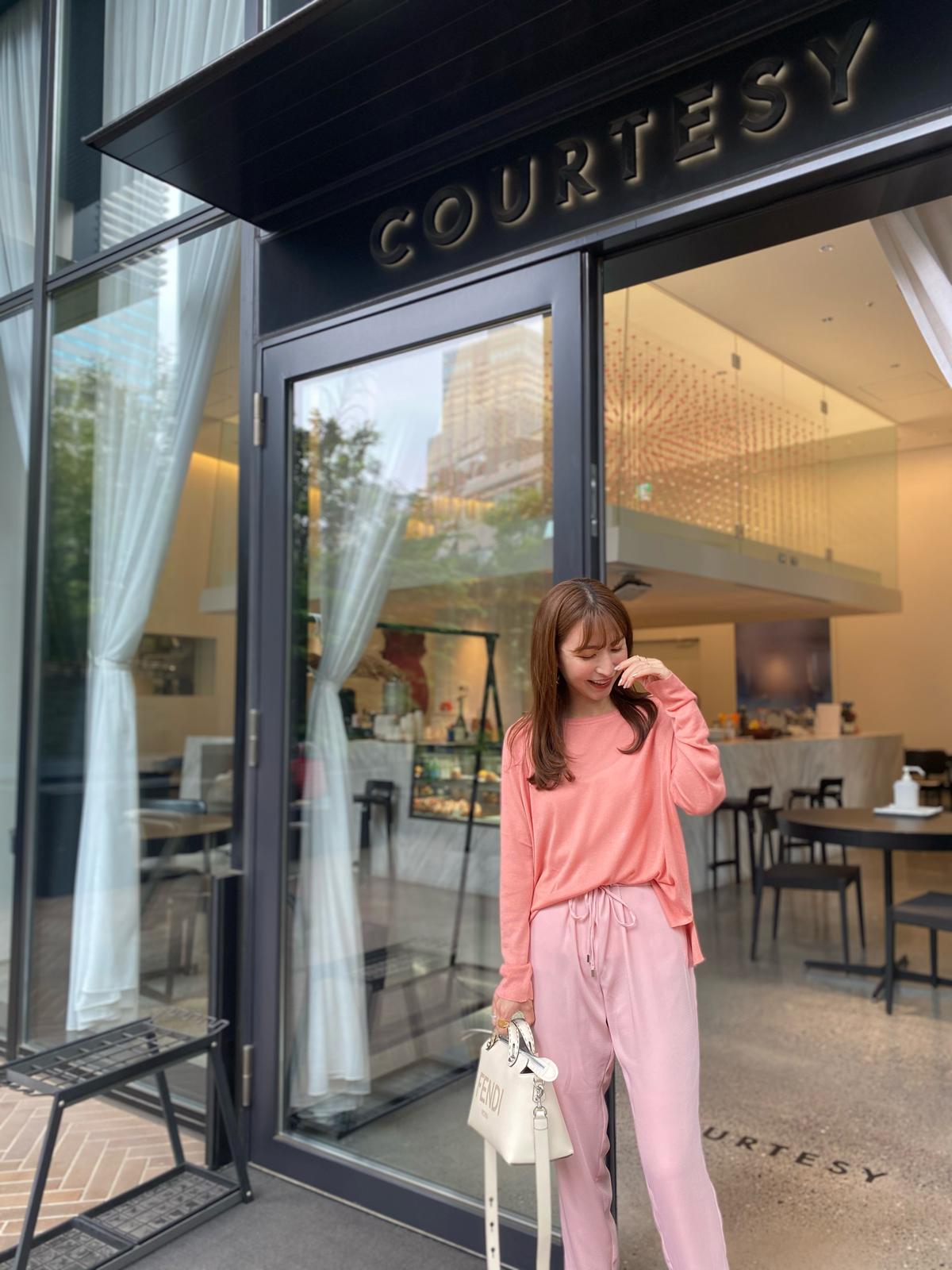 Zara 上下ピンクコーデ Yuumikonoが投稿したフォトブック Sharee