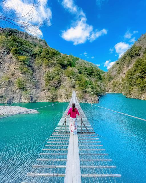 【静岡】プラチナ級・夢のつり橋✨スリリング＆絶景・エメラルドグリーンの湖　寸又峡🌲
