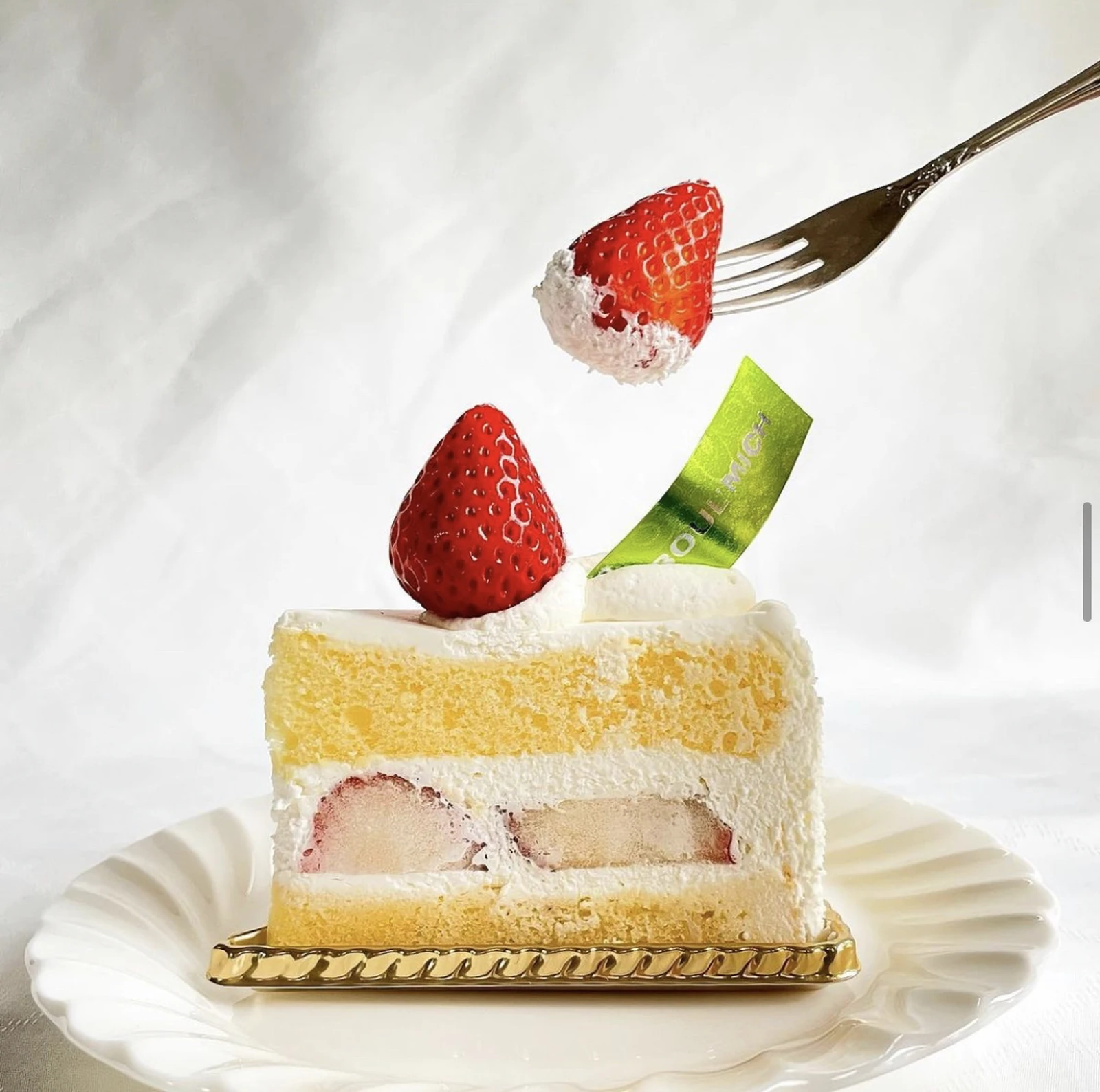 ブールミッシュ ショートケーキ 口コミ Lemon8