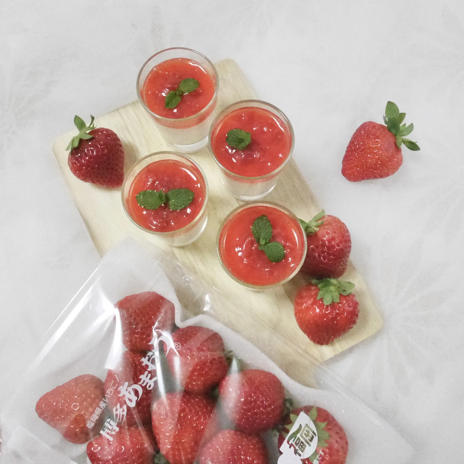 レシピあり 甘さ控えめ ふるさと納税でいただいた博多あまおう でいちごムースを作ってみた Tiinaaa 6が投稿したフォトブック Lemon8