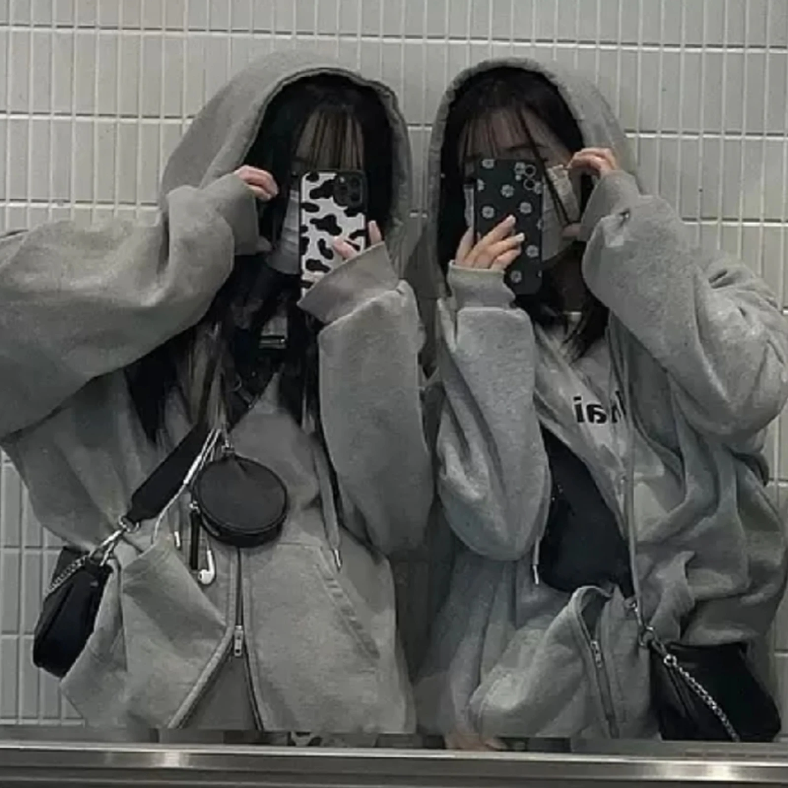 ペア画 女子同士 Lemon8