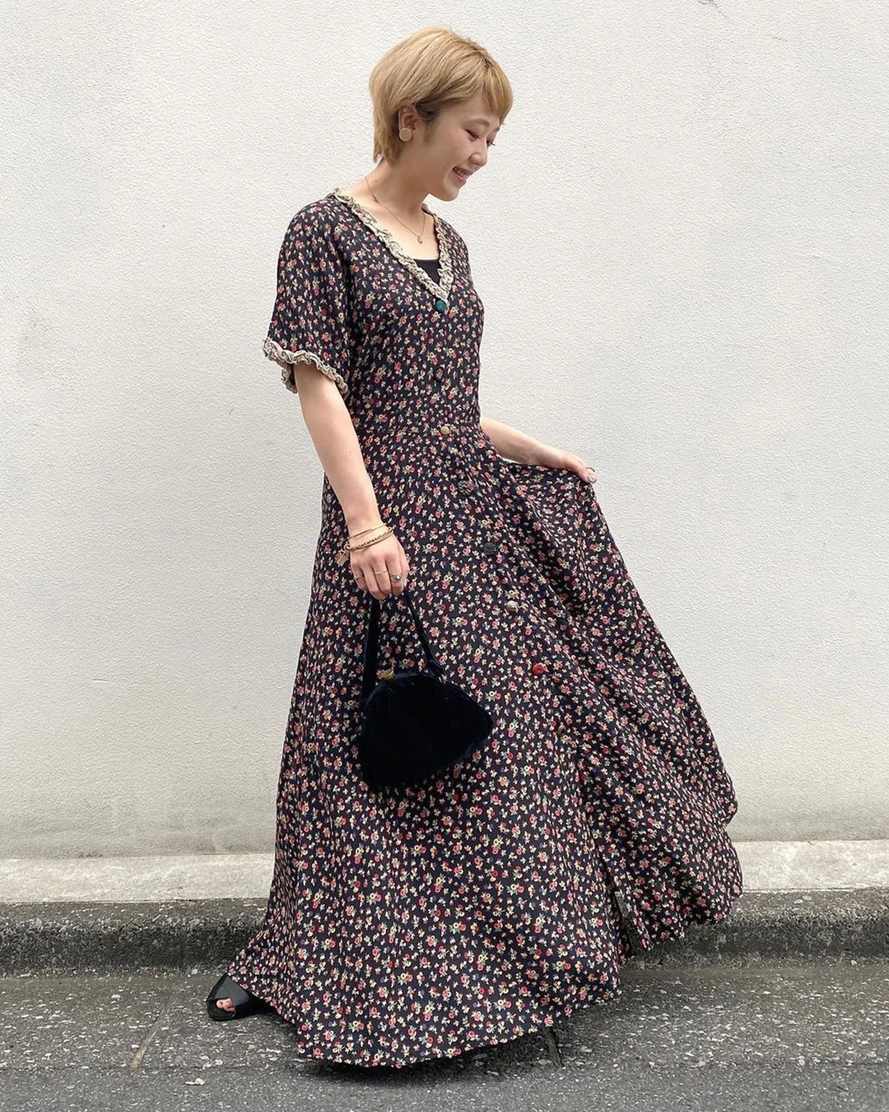 雰囲気たっぷり 古着ワンピースコーデ 古着屋rainbowが投稿したフォトブック Lemon8