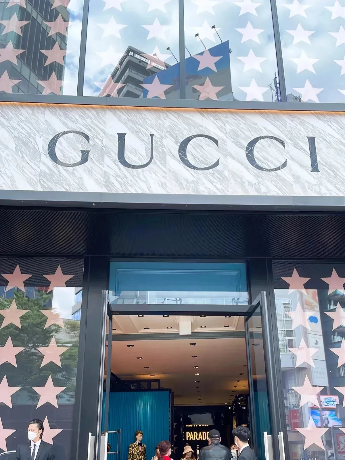 渋谷 期間限定 Gucciノートが無料で貰えるのは5 31まで Yui Cafe04が投稿したフォトブック Lemon8