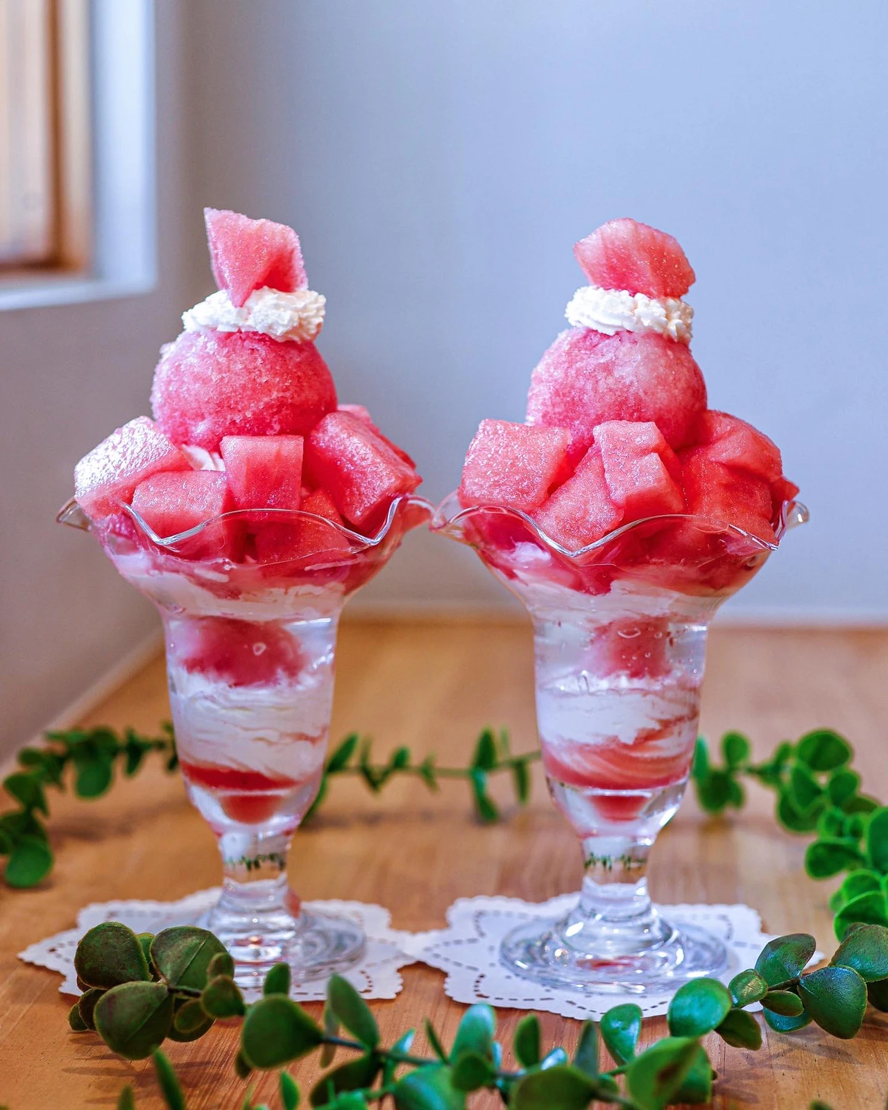 大阪 果物店直営のジューシーな スイカ パフェ Mitchi 1218が投稿したフォトブック Lemon8