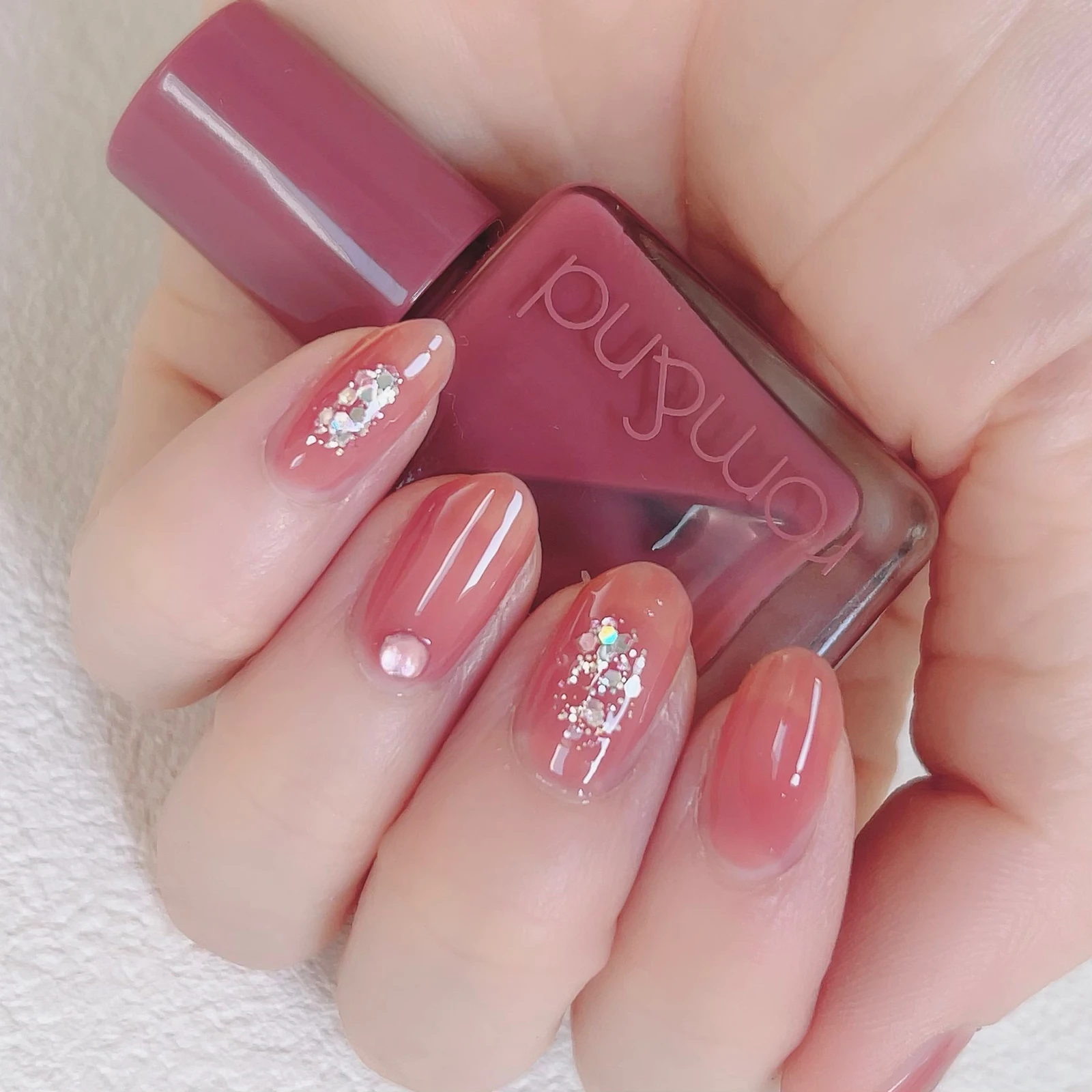 ロムアンドネイル あーやん が投稿したフォトブック Lemon8