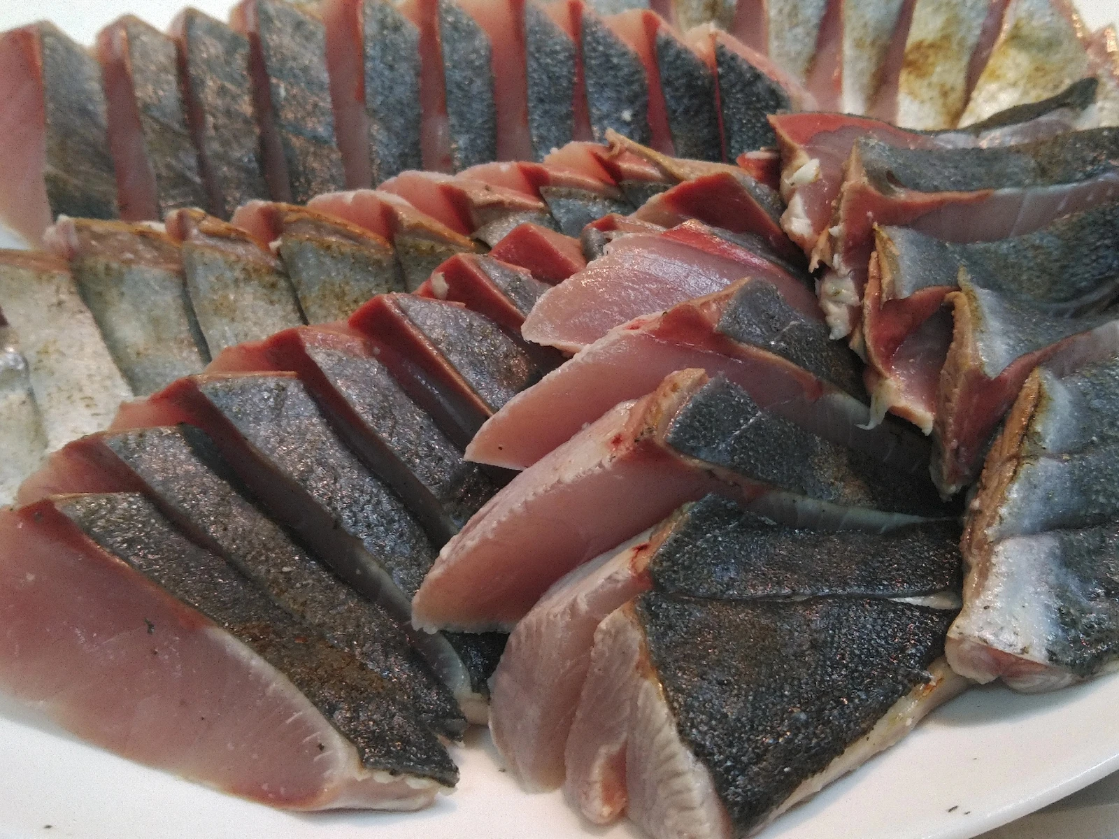 イナダ ふくらぎ のタタキ 香ばしいお刺身 売ってないも Kickyouが投稿したフォトブック Lemon8