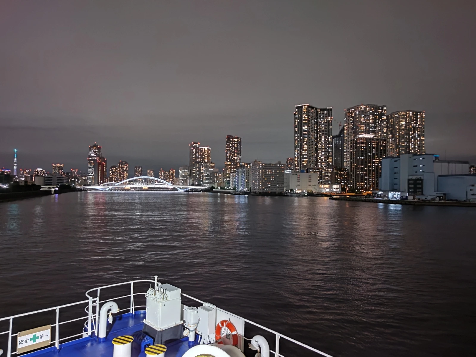 竹芝客船ターミナルから東京湾納涼船クルージング Nyane Nakaが投稿したフォトブック Lemon8