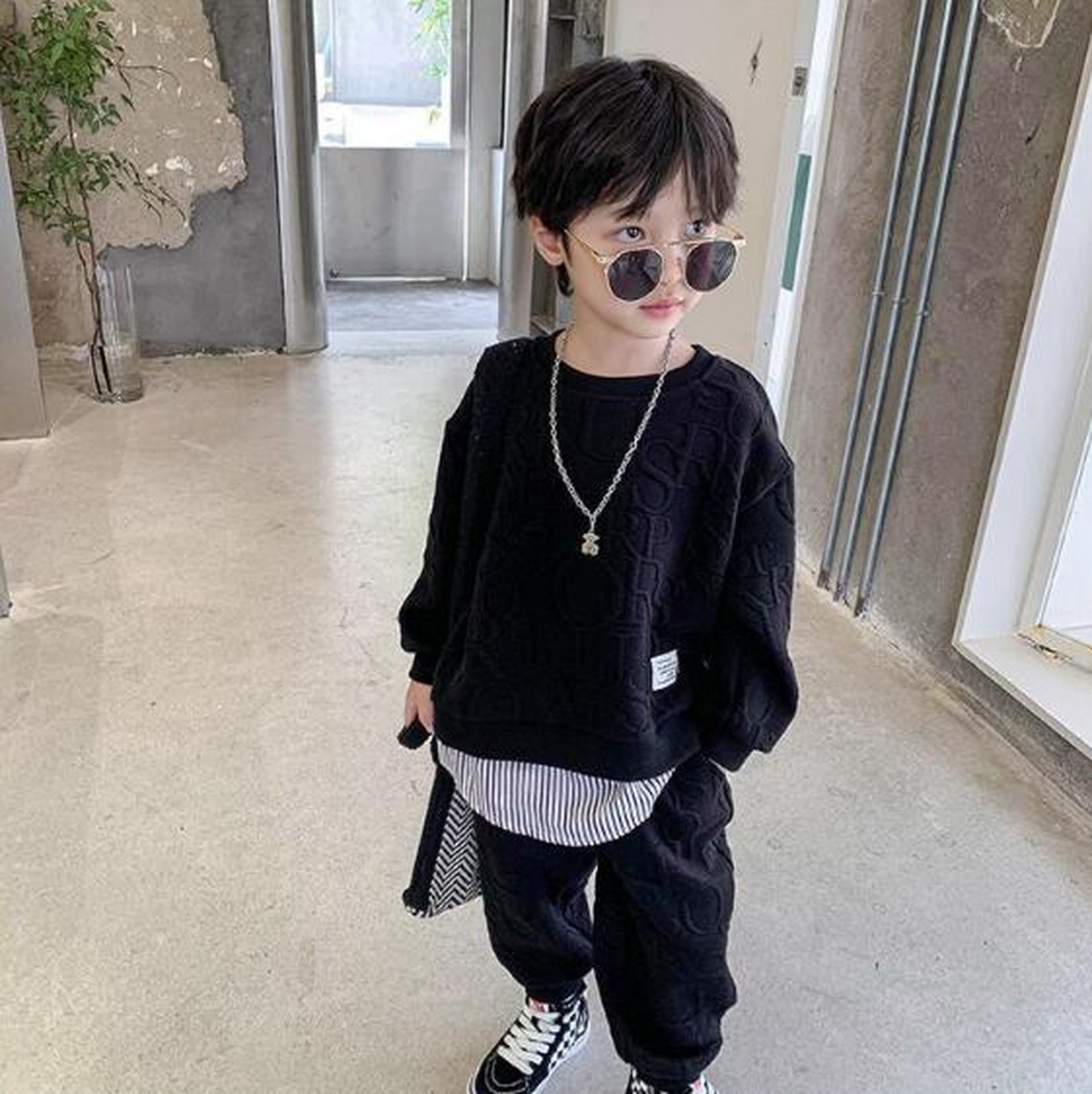 Lemon8 Story ウェーブ 似合う服中学生