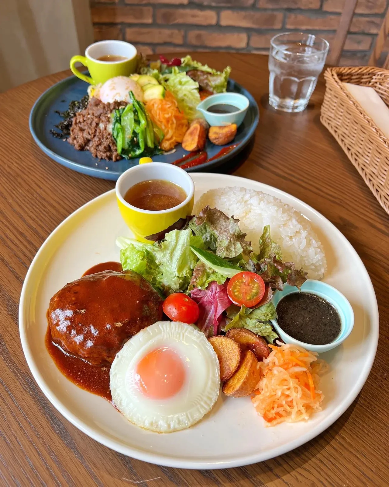 ニューオープン お洒落カフェでロコモコランチプレート 3種のパフェ 大宮 食べて埼玉が投稿したフォトブック Lemon8 ニューオープン お洒落カフェでロコモコランチプレート 3種のパフェ 大宮 食べて埼玉が投稿したフォトブック Lemon8