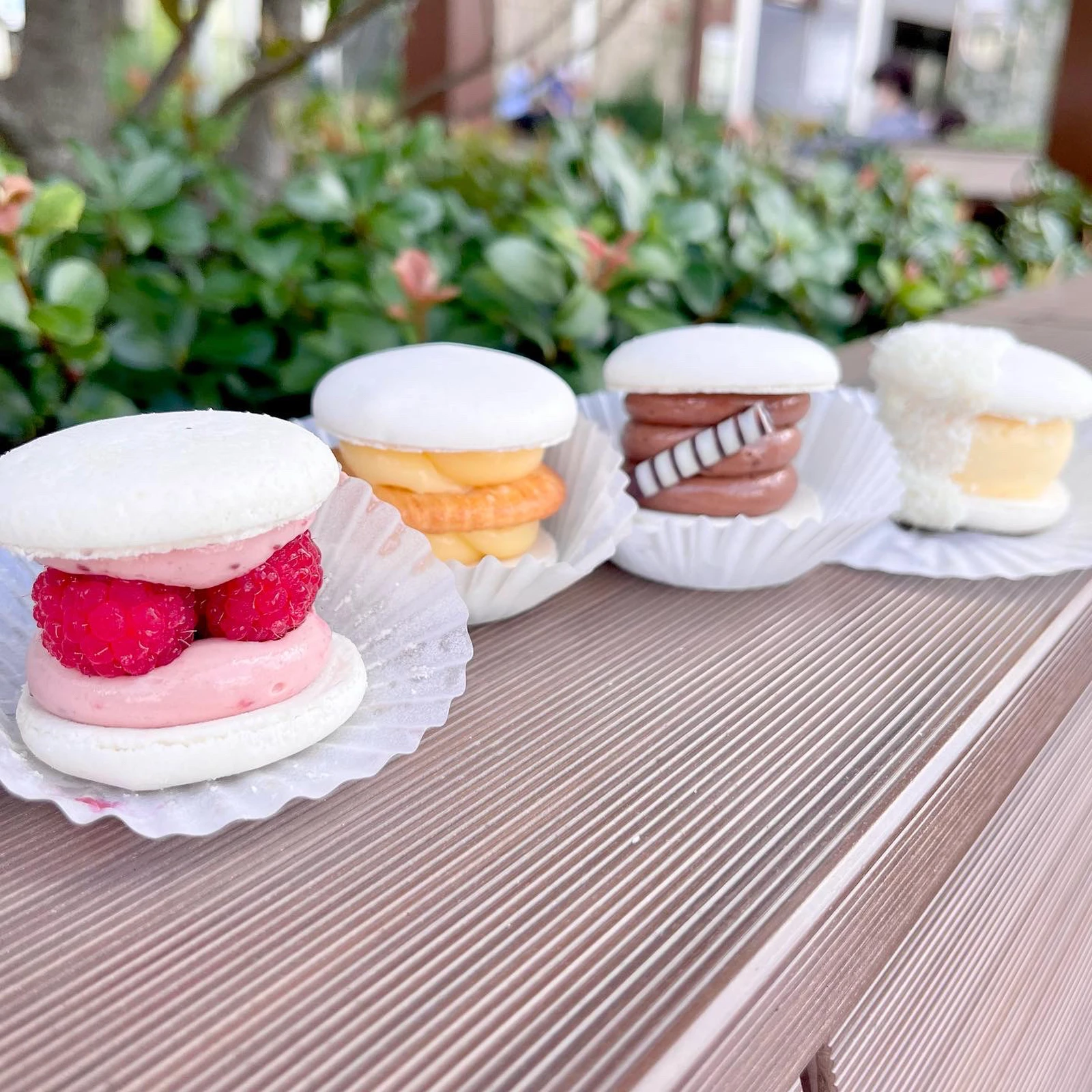 白いマカロン 大阪で食べられるのは今だけ かーりん が投稿したフォトブック Lemon8