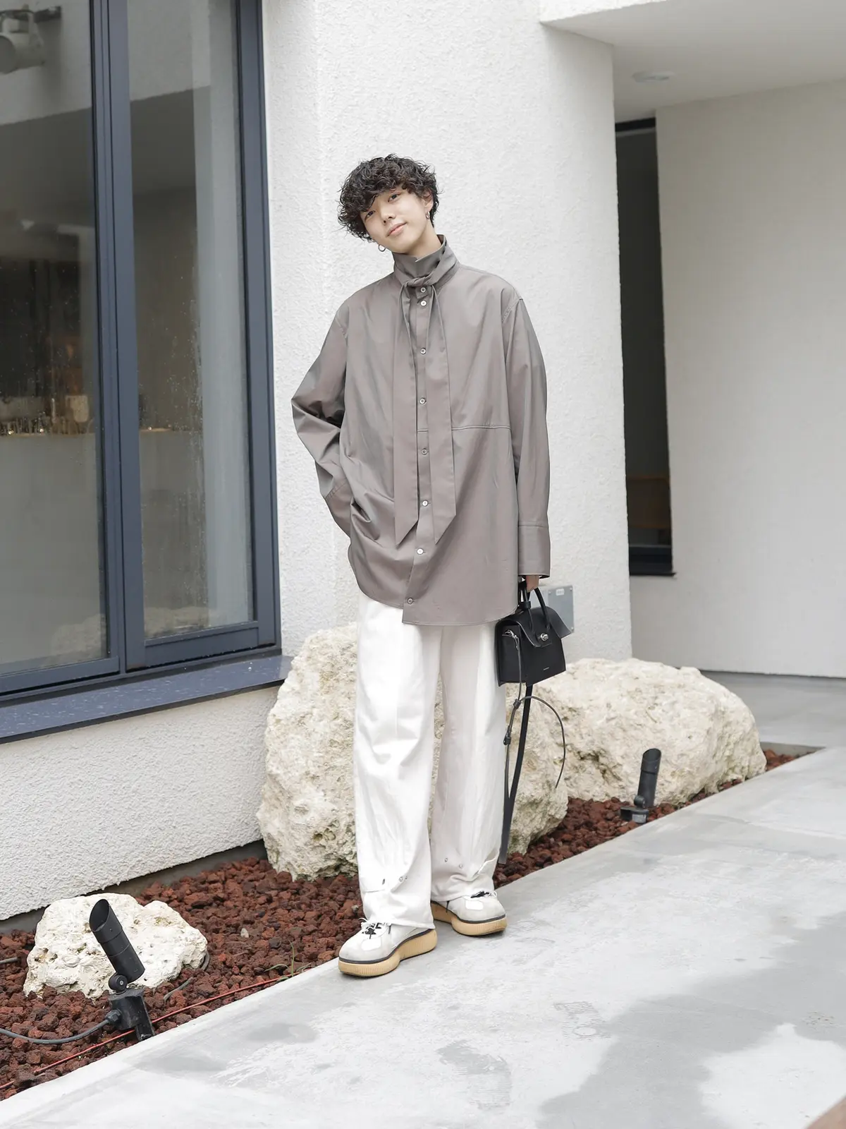 リボンシャツのハイネックスタイルコーデ Gallery Posted By Kaishin メンズコーデ Lemon8 リボンシャツのハイネックスタイルコーデ Gallery Posted By Kaishin メンズコーデ Lemon8