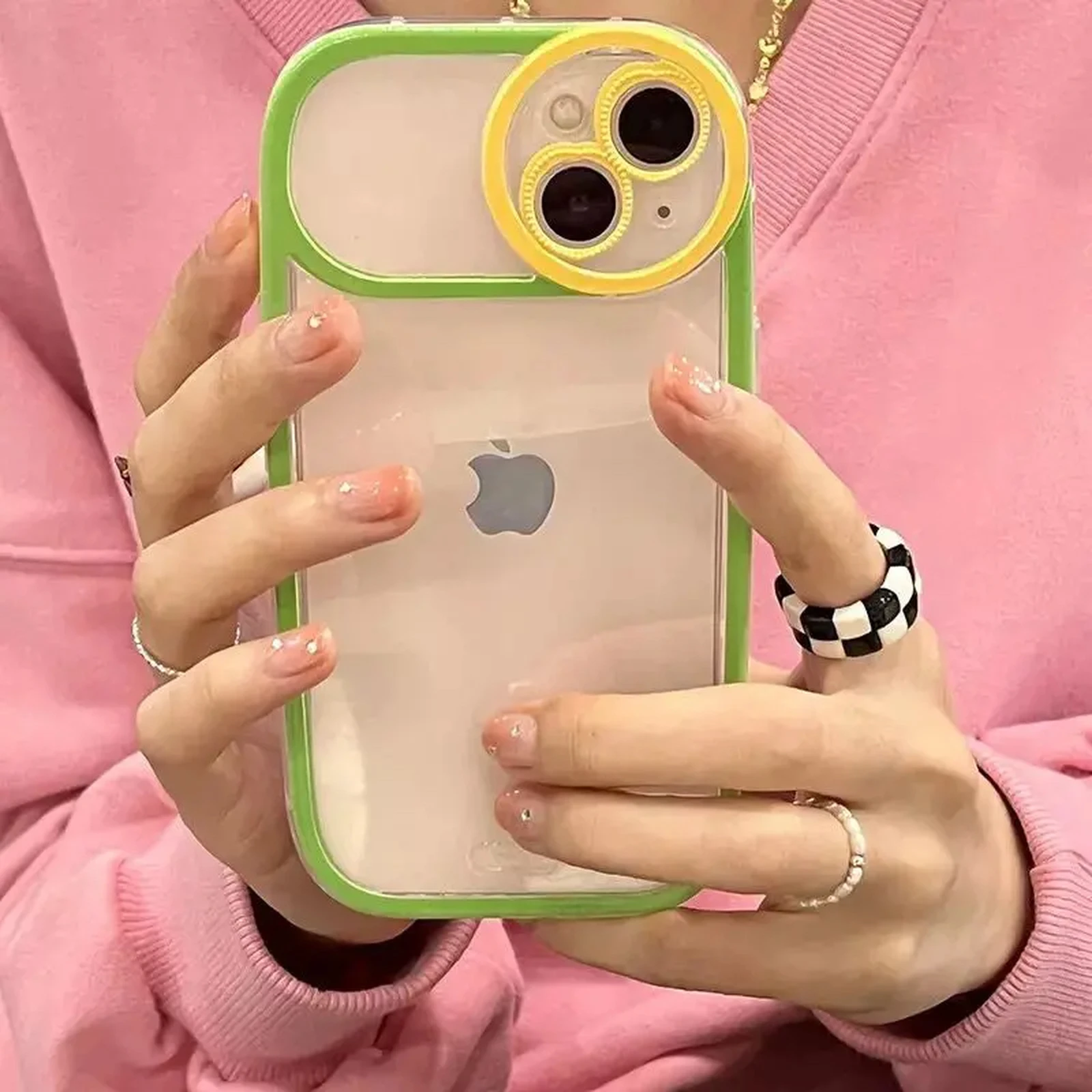 ˏˋ いま本当に人気がある 韓国っぽ女子の𝚒𝚙𝚑𝚘𝚗𝚎ケース 𝟿選 ˎˊ Nanomitaが投稿したフォトブック Lemon8