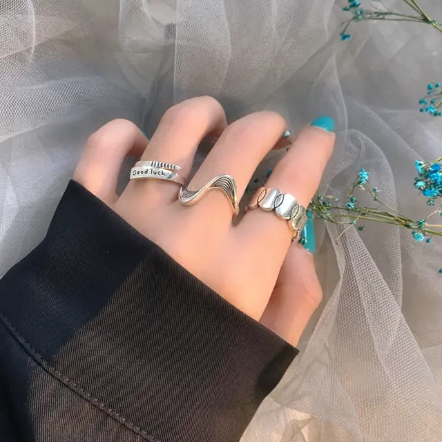 指輪 おしゃれ 付け方 Lemon8