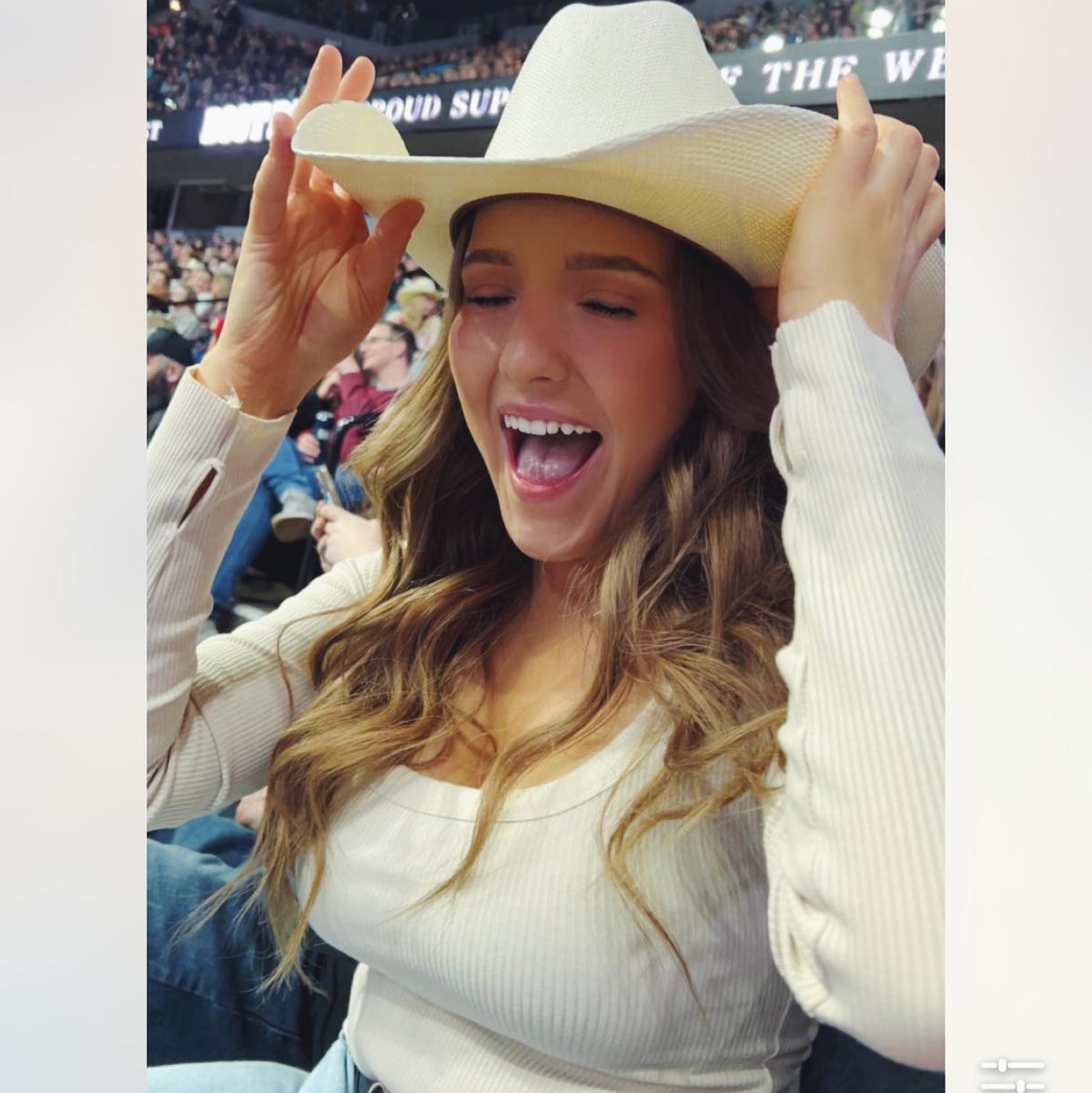 molly-lahaie-s-post-lemon8