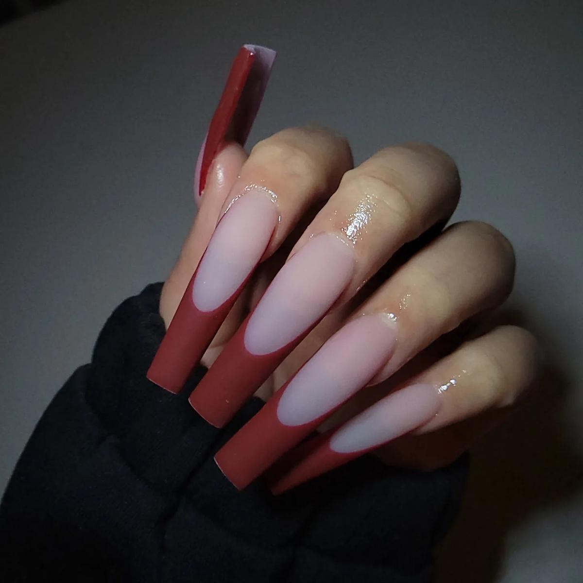 Dark Red Reverse Gradient Hearts – Emi's Manis