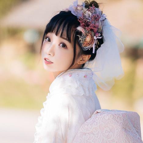 桜花和服の画像