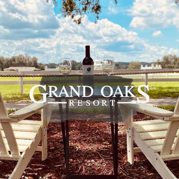 Grand Oaks 's images
