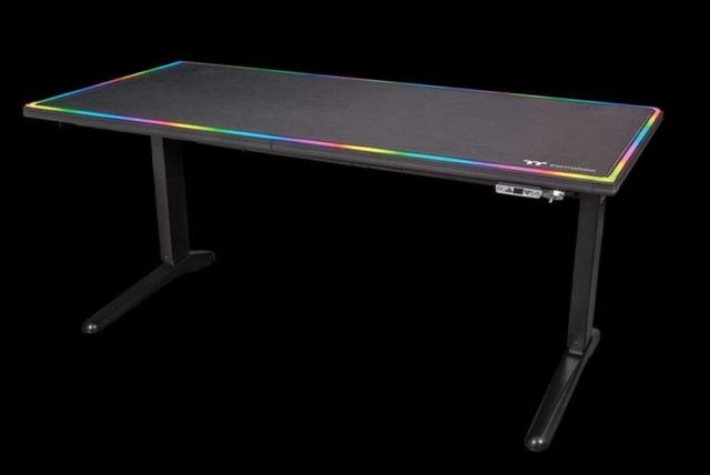 Thermaltake Kundigt Level 20 Rgb Gaming Desk Zu Einem Exorbitant