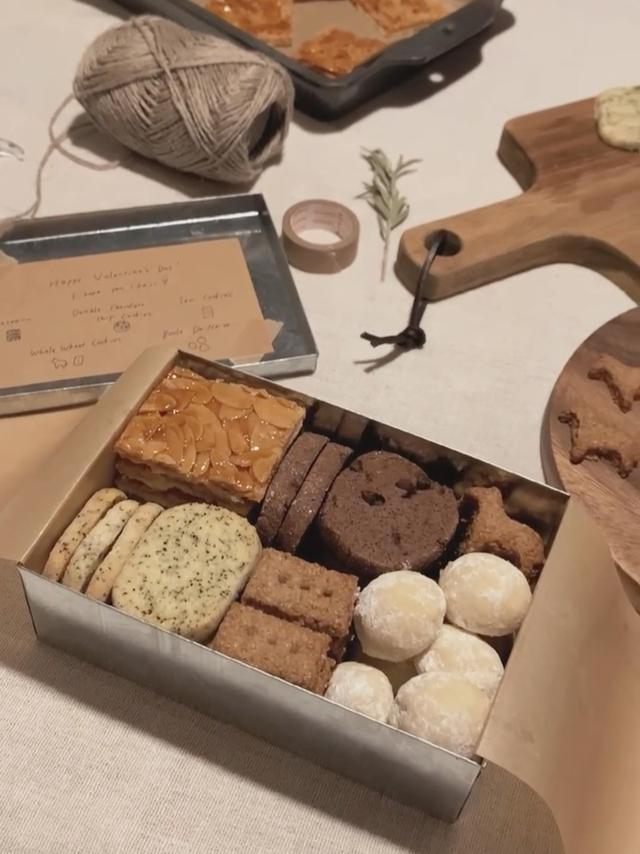 Lemon8 Story ダイソークッキー缶