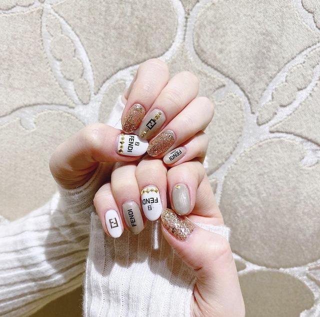 Fendiネイルに関する最新投稿と人気の投稿 Sharee