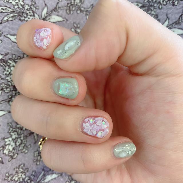 水滴ネイルに関する最新投稿と人気の投稿 Sharee