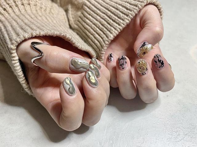 ゴージャスネイルに関する最新投稿と人気の投稿 Sharee