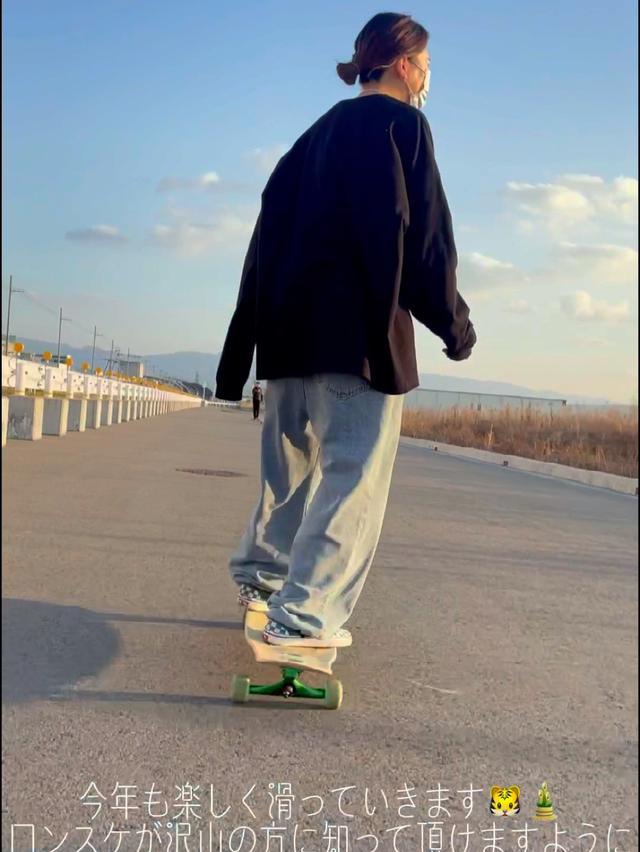 スケボーファッションに関する最新の人気投稿 Lemon8