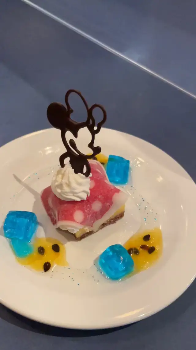 チュロス カロリー ディズニー Lemon8