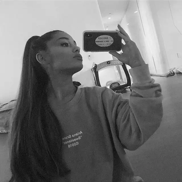 Ariana Grande壁紙 Lemon8