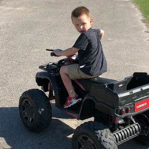 BUNKERBALLS EAT "PO BOY"